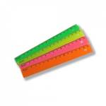 Линейка пластмас. 16 см. СТАММ флюо ЛН01