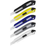 Нож канц. 18 мм Berlingo Razzor 200 ВМ4130